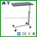 Altura de rotación de madera altura ajustable lado mesa de hospital de comida